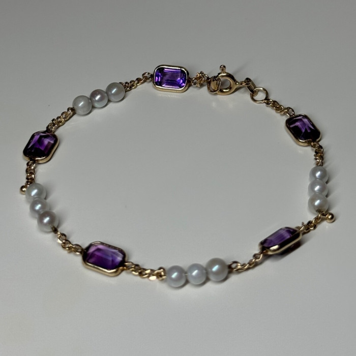 14K Yellow Gold Amethyst & Pearls Bracelet Length 7