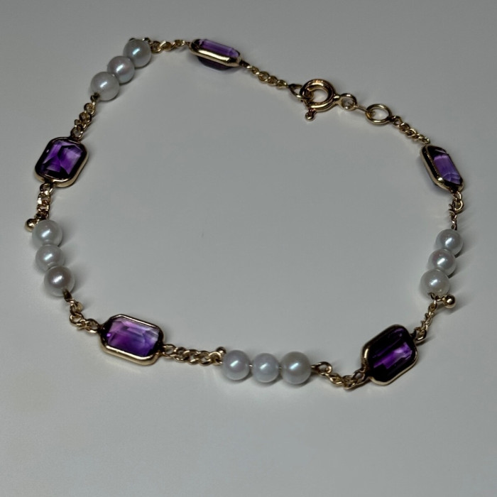 14K Yellow Gold Amethyst & Pearls Bracelet Length 7