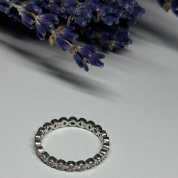 925 Sterling Silver CZ Ring Size 7.5