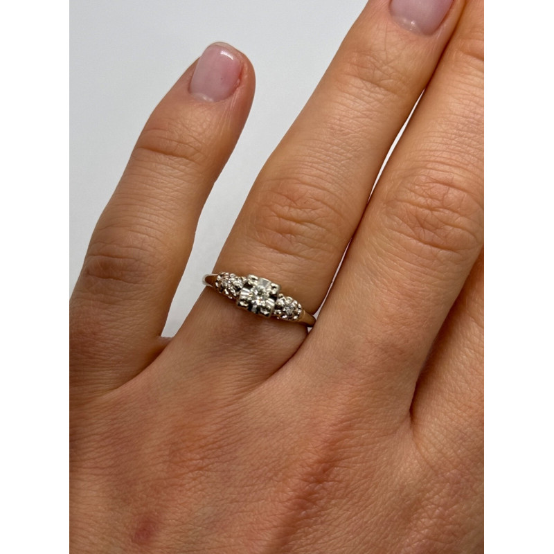 14K WHITE GOLD  DIAMONDS MATCHED PERFECTION RING SIZE 6