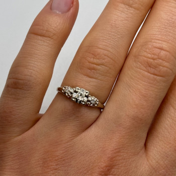 14K White Gold Diamonds Matched Perfection Ring Size 6