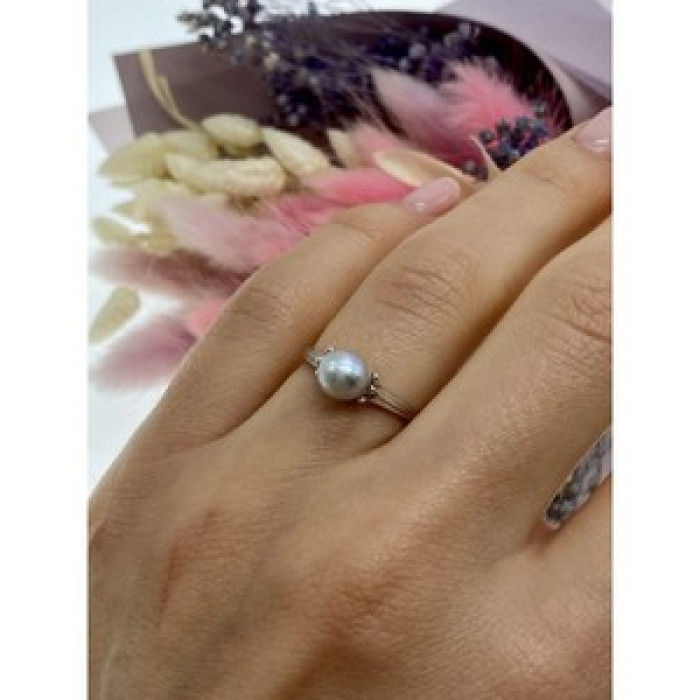 925 Sterling Silver Pearl Classic Ring Size 6.5