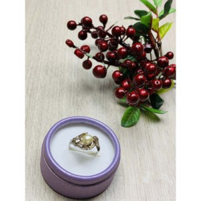 925 Sterling Silver Pearl Ring Size 8