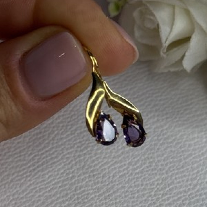 14K Yellow Gold Amethyst Earrings Length 0.90 inch