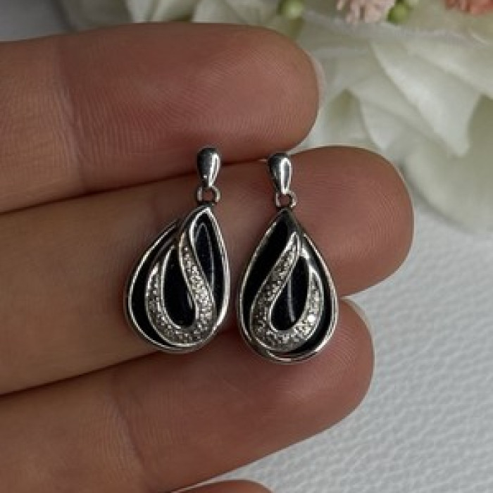 Elegant 925 Sterling Silver Black Onyx & Diamonds Earrings Length 0.80 Inch