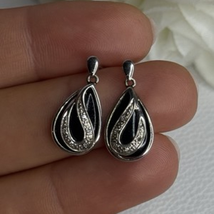 Elegant 925 Sterling Silver Black Onyx & Diamonds Earrings Length 0.80 Inch