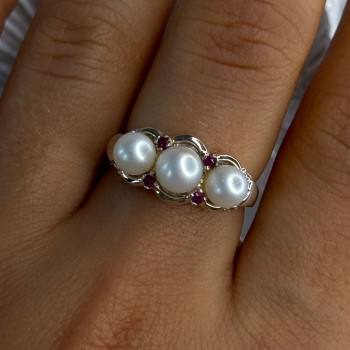 925 Sterling Silver Pearl & Ruby Ring Size 8
