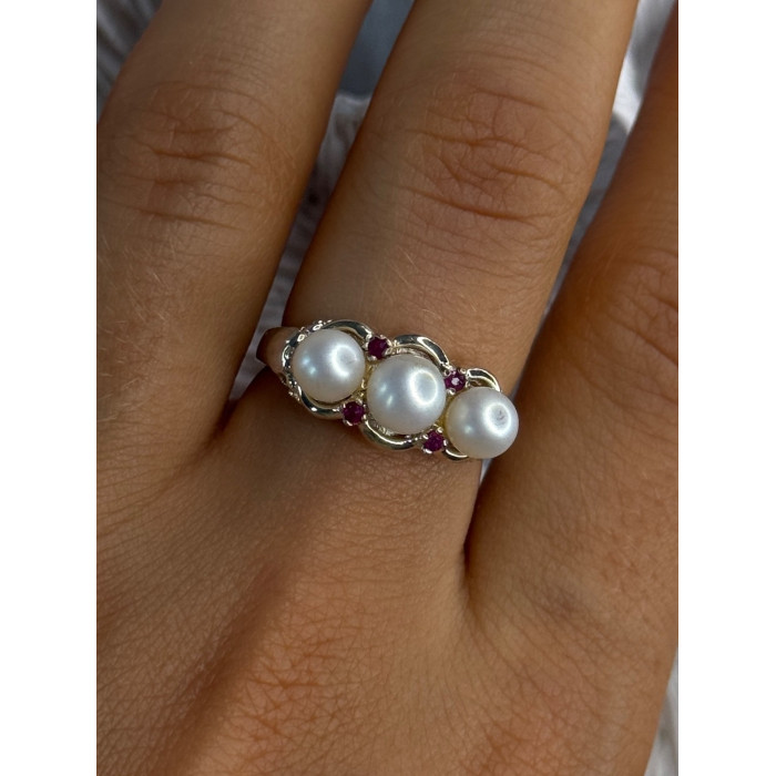 925 Sterling Silver Pearl & Ruby Ring Size 8