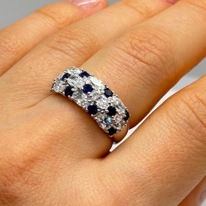 925 Sterling Silver CZ Ring Size 7