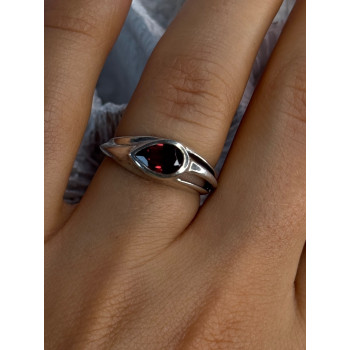 Kabana 925 Sterling Silver Garnet Ring Size 7