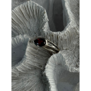 Kabana 925 Sterling Silver Garnet Ring Size 7