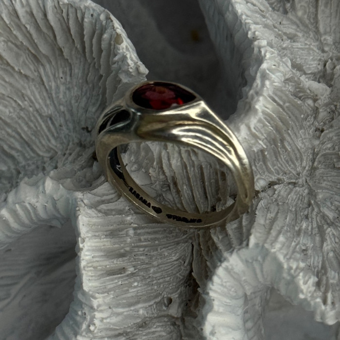Kabana 925 Sterling Silver Garnet Ring Size 7
