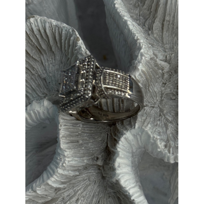 Elegant Design 925 Sterling Silver Beryl Ring Size 7