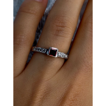 925 Sterling Silver Garnet & Beryl Ring Size 8