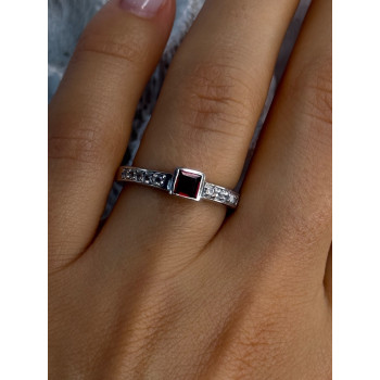 925 Sterling Silver Garnet & Beryl Ring Size 8