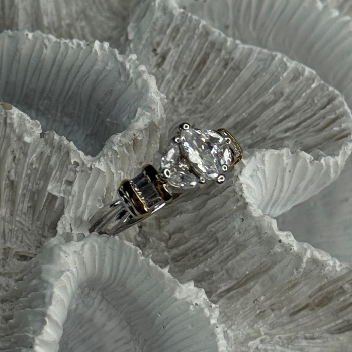 925 Sterling Silver Gold Plated Part Cz Ring Size 9
