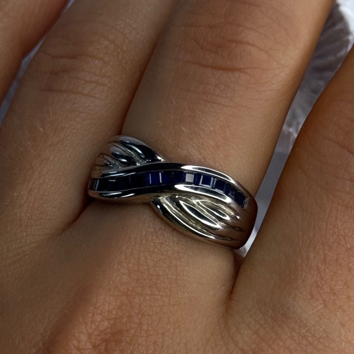 925 Sterling Silver Sapphire Ring Size 8
