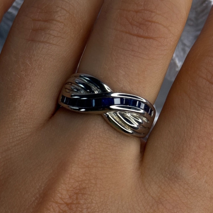 925 Sterling Silver Sapphire Ring Size 8
