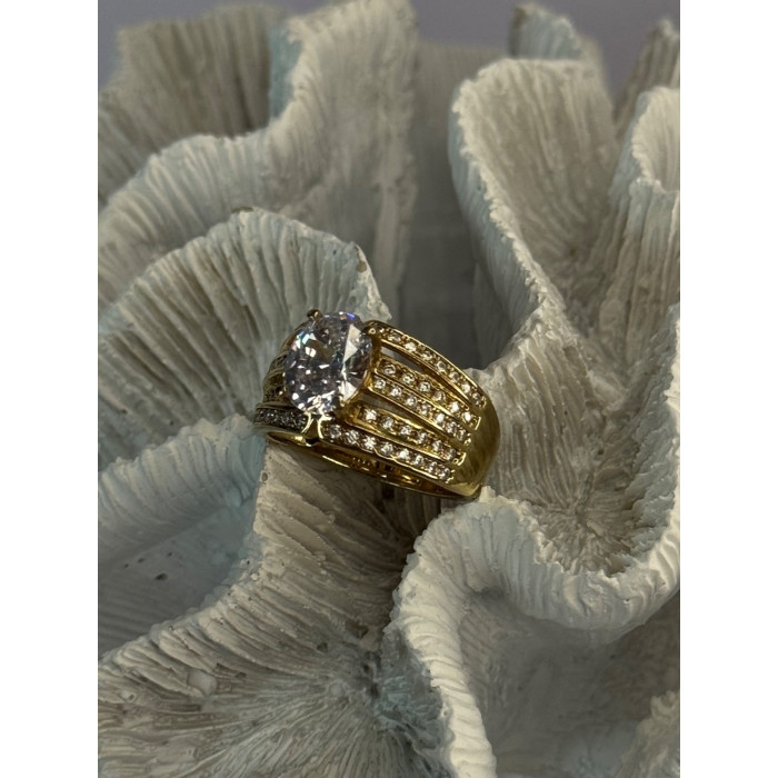 Beautiful 925 Sterling Silver Gold Plated CZ Ring Size 9