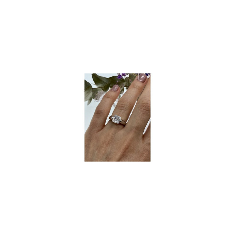 925 Sterling Silver CZ Ring Size 6.5