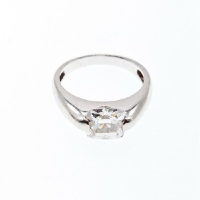 925 Sterling Silver CZ Ring Size 6.5