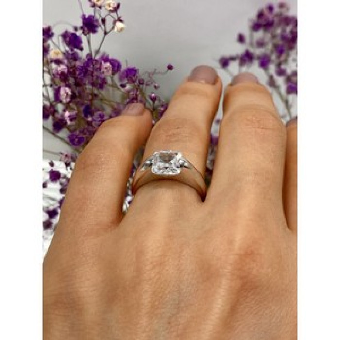 925 Sterling Silver CZ Ring Size 6.5