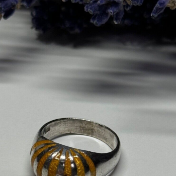 925 Sterling Silver Enamel Ring Size 6