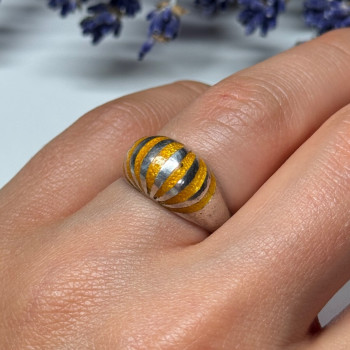 925 Sterling Silver Enamel Ring Size 6