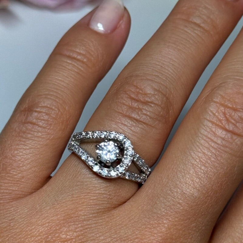 925 Sterling Silver White Topaz Ring Size 6