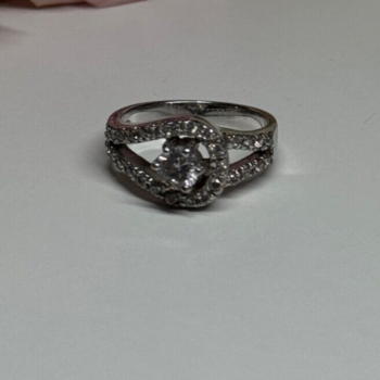 925 Sterling Silver White Topaz Ring Size 6