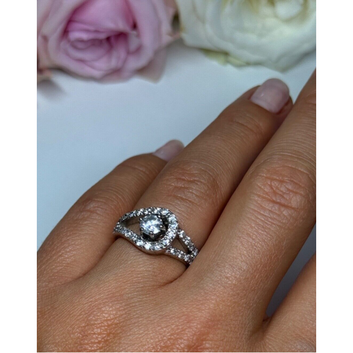 925 Sterling Silver White Topaz Ring Size 6