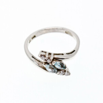 925 Sterling Silver Topaz & CZ Ring Size 7