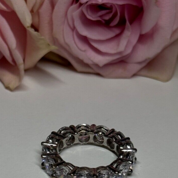 925 Sterling Silver CZ Ring Size 4