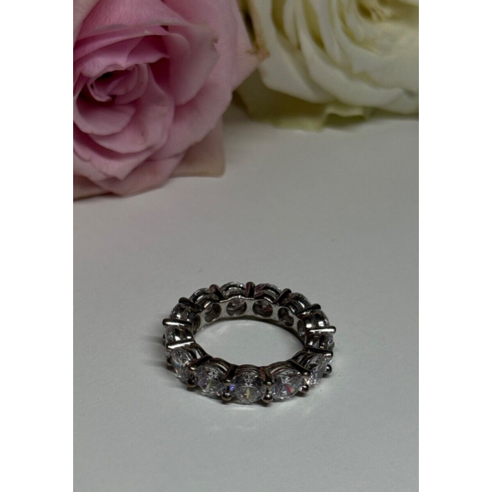 925 Sterling Silver CZ Ring Size 4