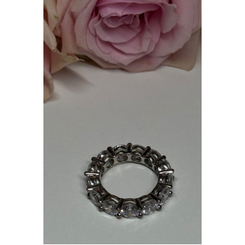 925 Sterling Silver CZ Ring Size 4