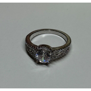 925 Sterling Silver CZ Ring Size 5