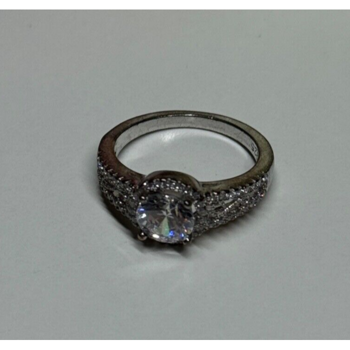 925 Sterling Silver CZ Ring Size 5