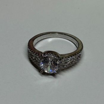 925 Sterling Silver CZ Ring Size 5