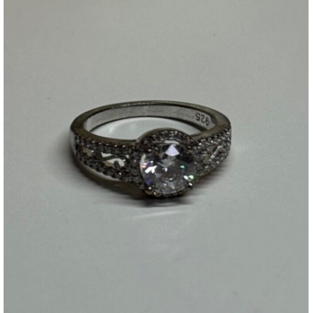 925 Sterling Silver CZ Ring Size 5