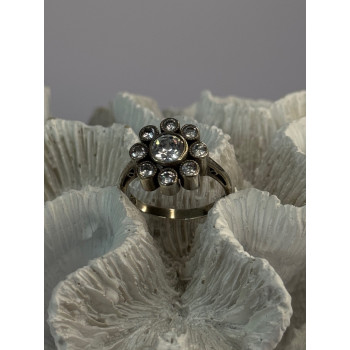 925 Sterling Silver CZ Flower Ring Size 9