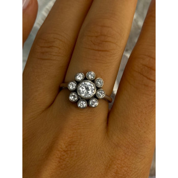 925 Sterling Silver CZ Flower Ring Size 9