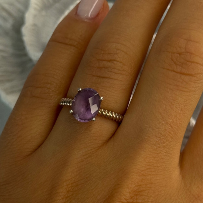 925 Sterling Silver Amethyst Ring Size 6.5