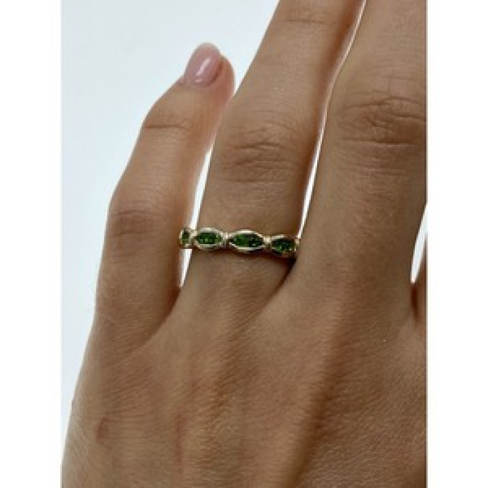 925 Sterling Silver Emeralds Ring Size 7