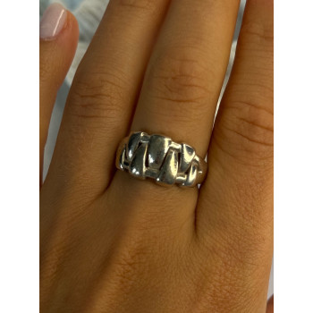 Unique Design 925 Sterling Silver Ring Size 8.5