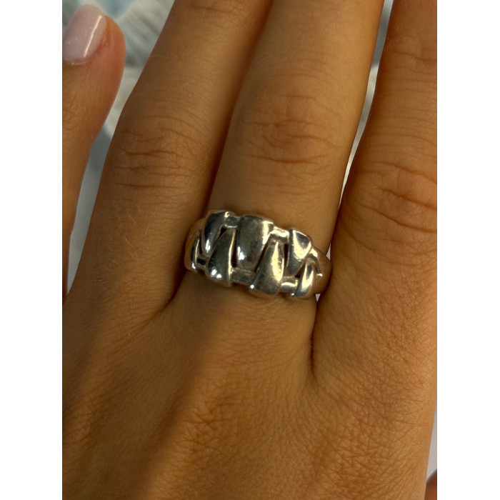 Unique Design 925 Sterling Silver Ring Size 8.5
