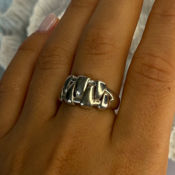 Unique Design 925 Sterling Silver Ring Size 8.5