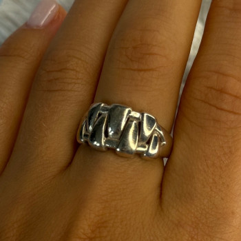 Unique Design 925 Sterling Silver Ring Size 8.5