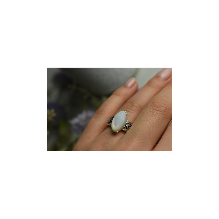 925 Sterling Silver Mother Of Pearl Ring Size 6.5