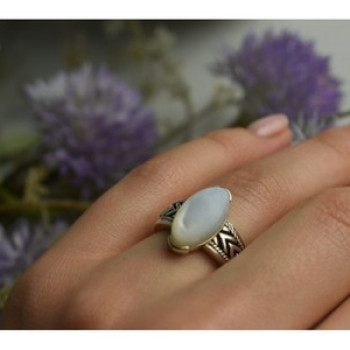 925 Sterling Silver Mother Of Pearl Ring Size 6.5