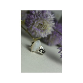 925 Sterling Silver Mother Of Pearl Ring Size 6.5